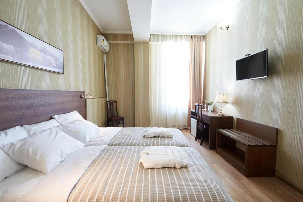 The Hilltop Skyline Hotel Tbilisi Eksteriør bilde